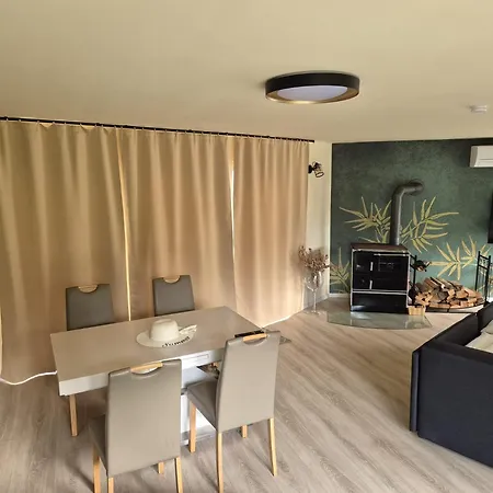 Hébergement de vacances Poolhaus Mit Sauna Und Kamin - Offenburg, Strassburg, Europapark